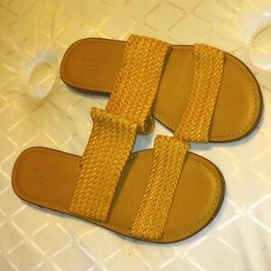 Flat sandles